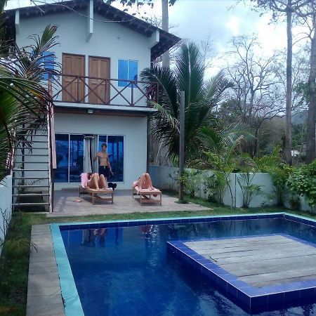 Hostal Hilltop Capurgana Exterior photo