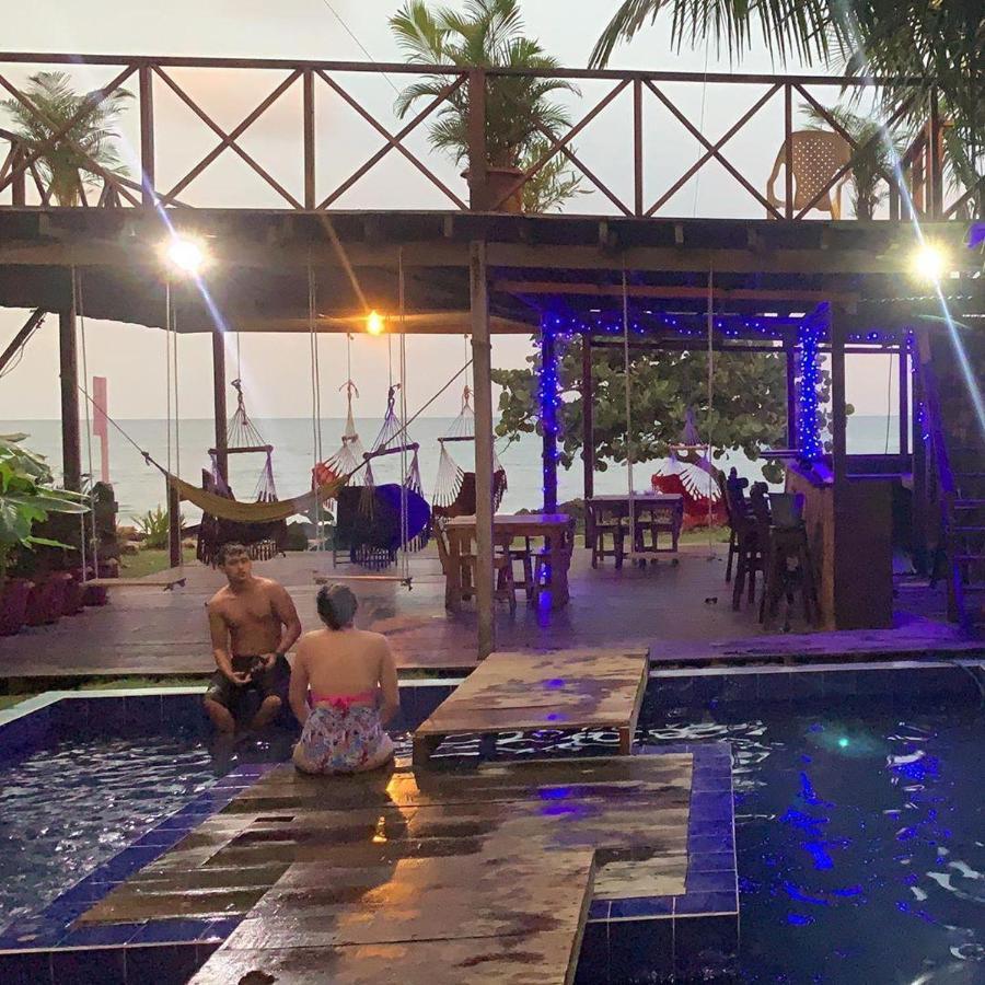 Hostal Hilltop Capurgana Exterior photo
